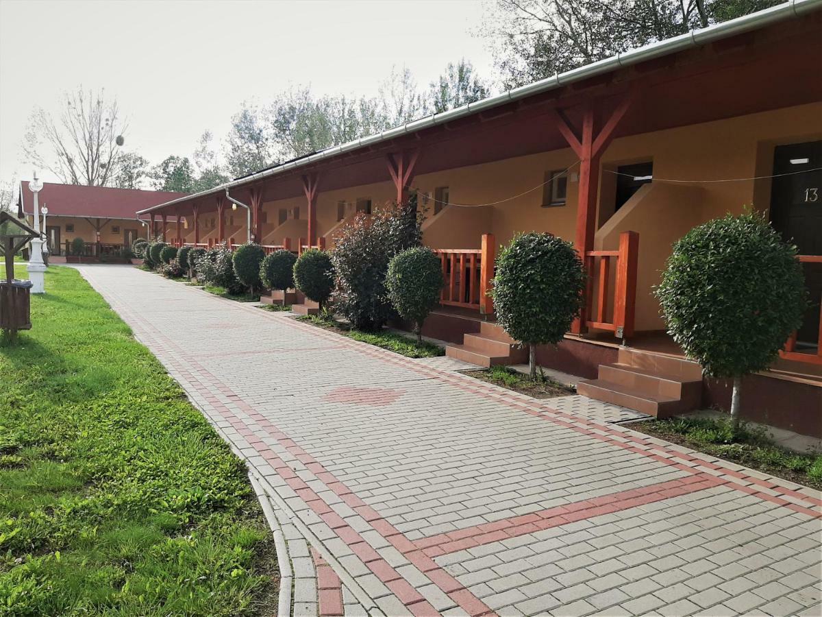 Ligetalja Termal Hotel Peneszlek 外观 照片