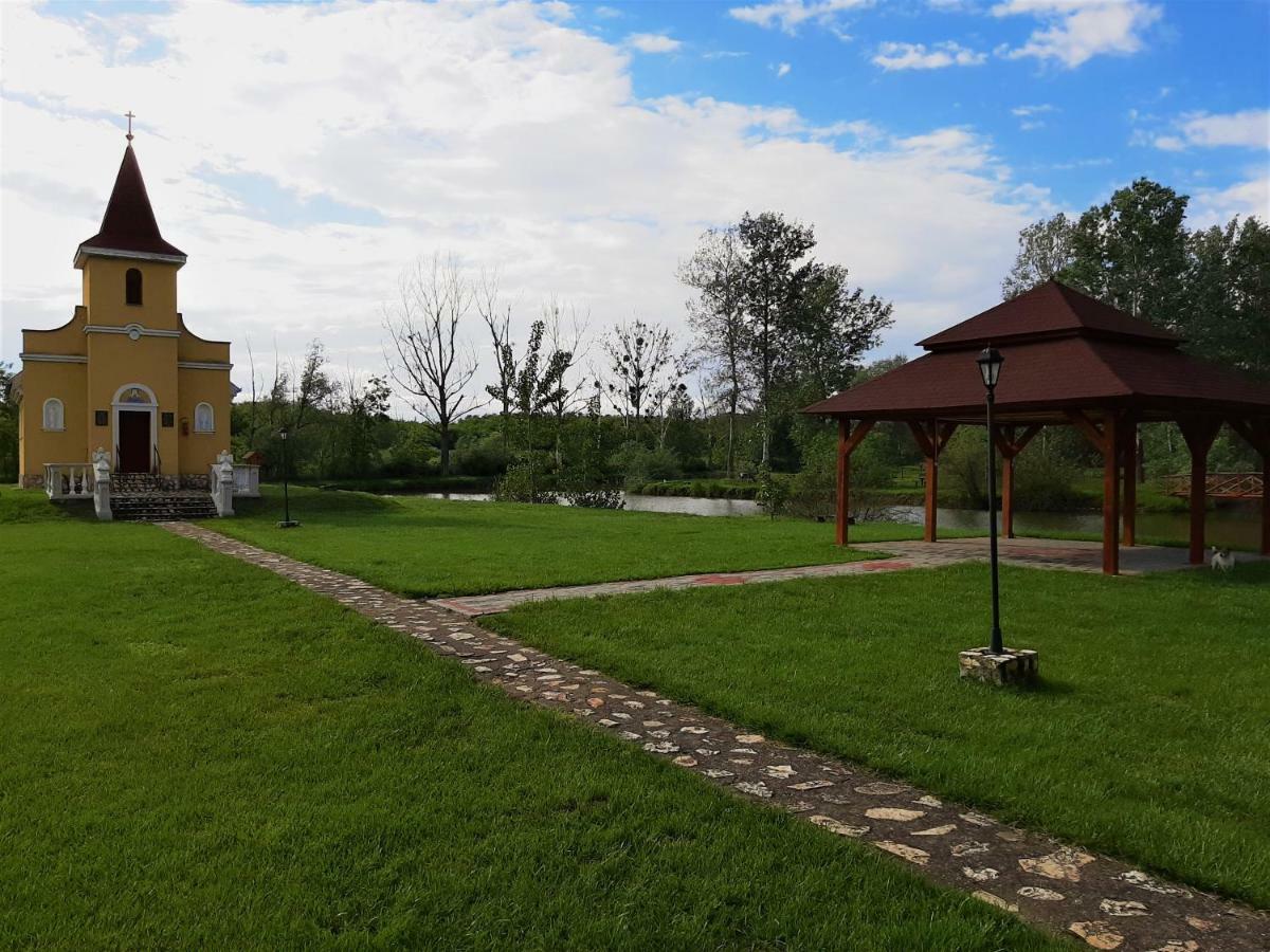 Ligetalja Termal Hotel Peneszlek 外观 照片