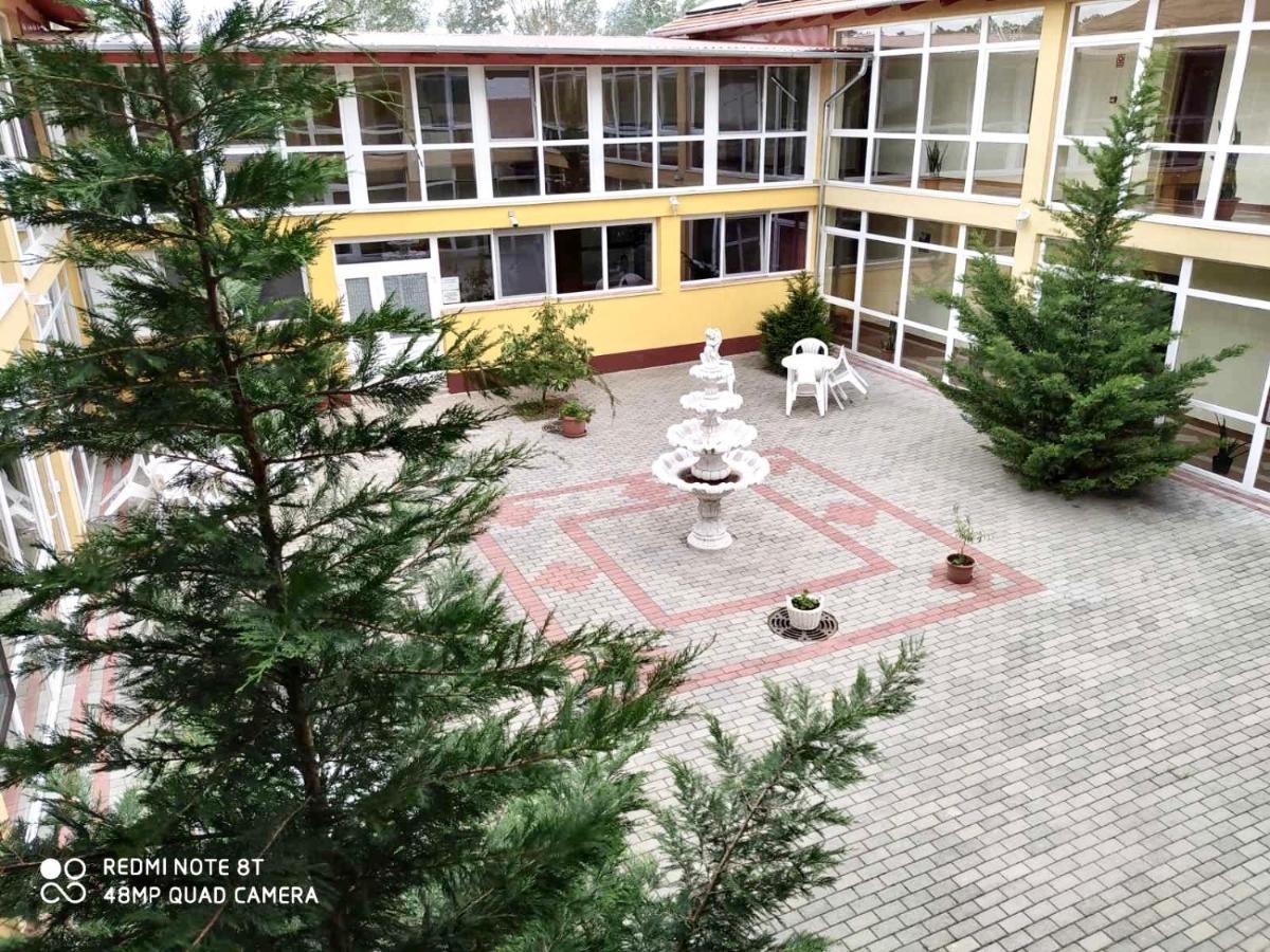 Ligetalja Termal Hotel Peneszlek 外观 照片